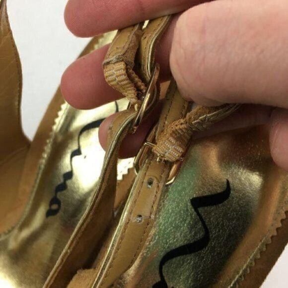 Nina Heels Size 8 38 tan Suede Studded Peep Toe Wedges - Picture 7 of 8